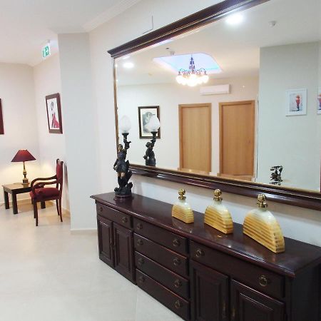 Hostal Montemayor موغير المظهر الخارجي الصورة