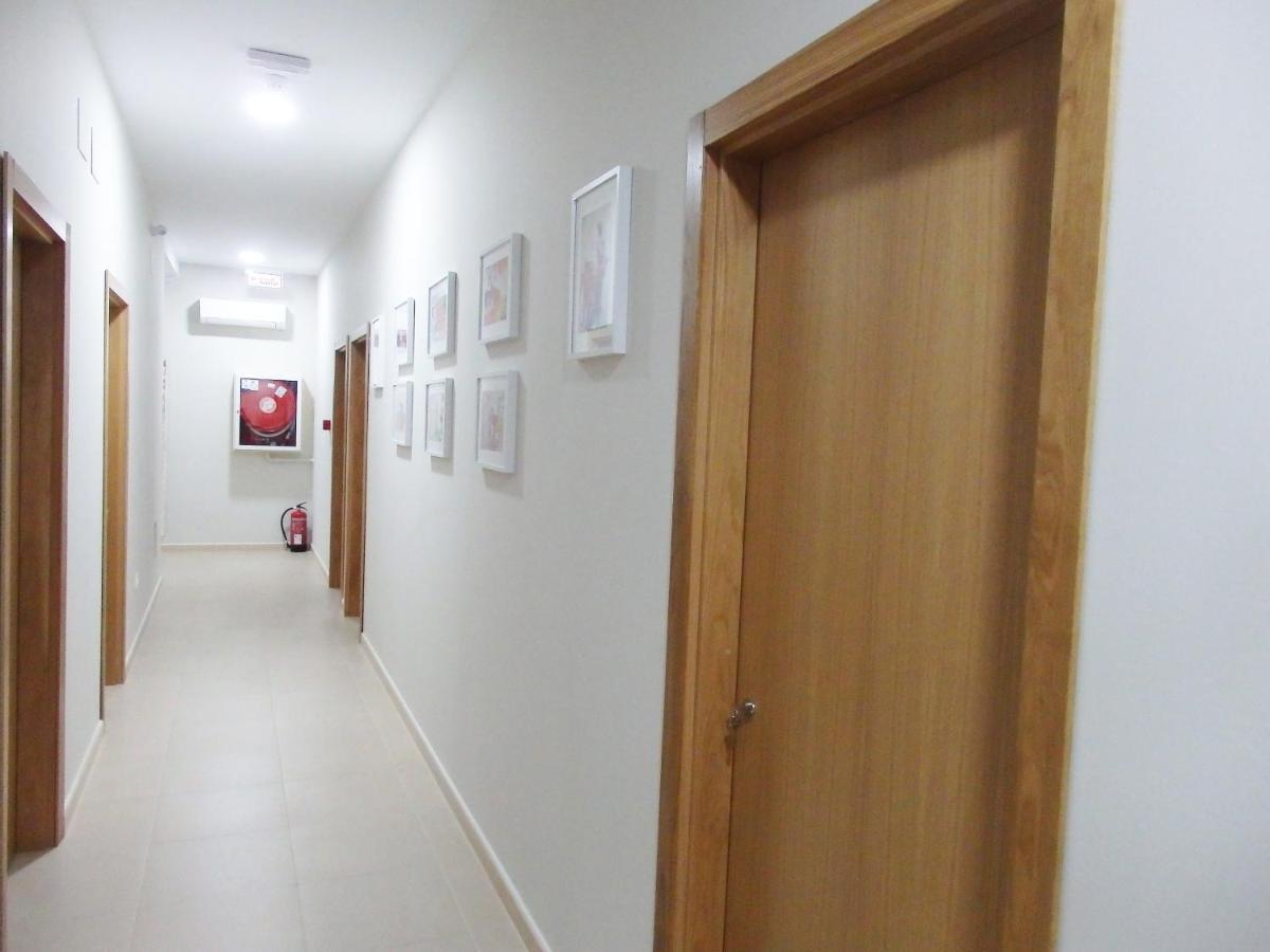 Hostal Montemayor موغير المظهر الخارجي الصورة