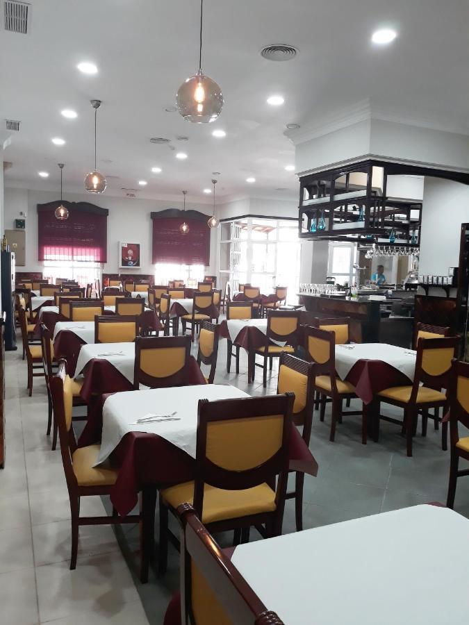 Hostal Montemayor موغير المظهر الخارجي الصورة